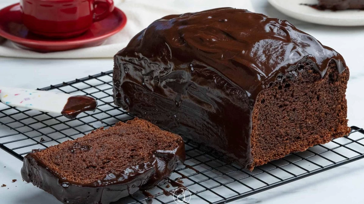 Είναι σκέτη κόλαση: Κέικ με γλάσο σοκολάτας