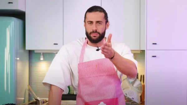 Εύα Καϊλή, Αθηνά Οικονομάκου και 3 ακόμα: Οι πιο όμορφες διάσημες Ελληνίδες σύμφωνα με τον Κωνσταντίνο Βασάλο