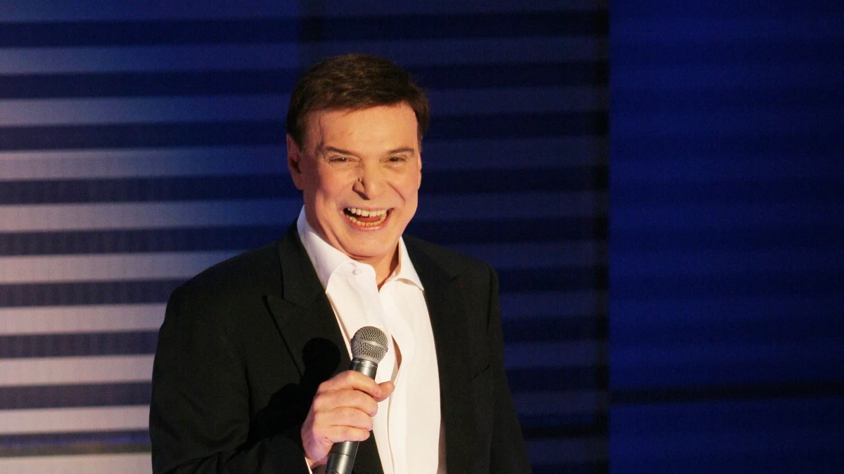 «Με έχει βαφτίσει ο Γιώργος Μαρίνος, αλλά...» - Μεγάλη αποκάλυψη για τον Έλληνα showman