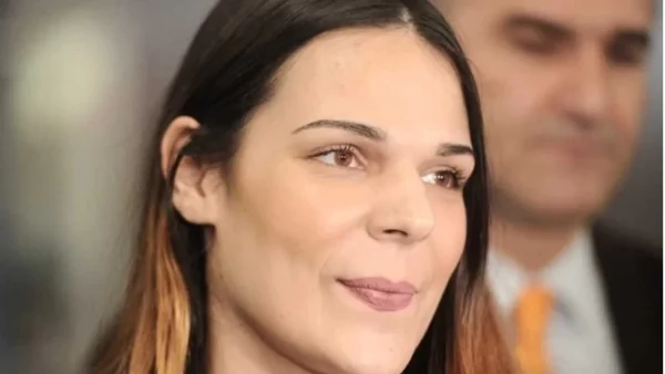 «Πλέον οι κατσαρίδες έχουν γίνει μέρος της ζωής μου» - Συγκλονίζουν οι επιστολές που έγραφε η Ειρήνη Μελισσαροπούλου μέσα στις φυλακές του Χονγκ Κονγκ