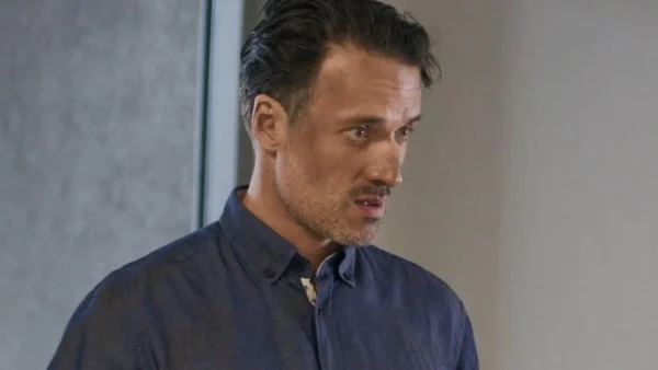 Μετά τη φωτιά: Στο νοσοκομείο ο Οδυσσέας - Αγωνία για την Ειρήνη