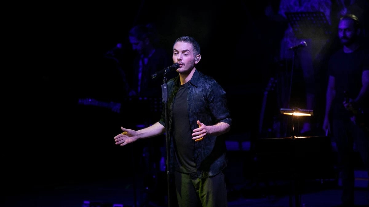 «Δεν μπορείς να ζήσεις τη ζωή σου για...» - Η αποκαλυπτική συνέντευξη του Μιχάλη Χατζηγιάννη για την καριέρα του