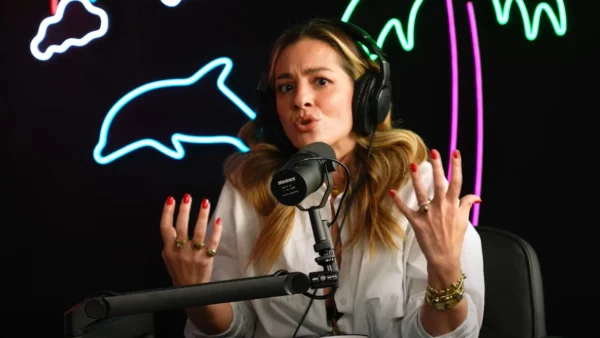 «Στα 30 μου, που γνώρισα τον άντρα μου...» - Η σπάνια εξομολόγηση της Νατάσας Μποφίλιου για την απόκτηση ενός παιδιού