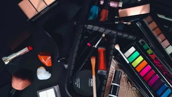 Beauty best of: Αυτά είναι τα 8+1 top προϊόντα για πρόσωπο, μαλλιά, σώμα & μακιγιάζ που βρήκαμε για εσένα αυτήν την εβδομάδα!