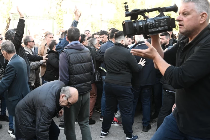 Ανδρουλάκης επεισόδια