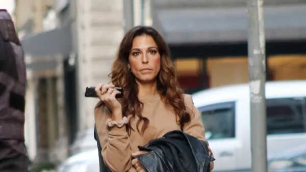 Όλα τα βλέμματα "έπεσαν" πάνω στην εμφάνισή της - Νέα βραδινή έξοδος για την Κατερίνα Παπουτσάκη