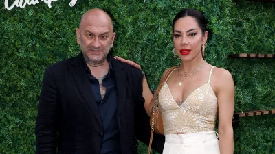 Το βίντεο που πρόδωσε την επανασύνδεση τους: Χέρι - χέρι στο κέντρο της Αθήνας Μαριάντα Πιερίδη και Δημήτρης Κατριβέσης