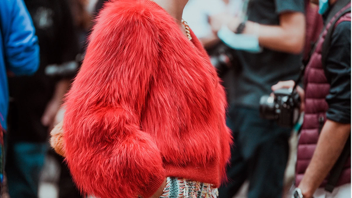 Οδηγός αγοράς: 17 στοχευμένοι τρόποι για να φορέσεις το κόκκινο