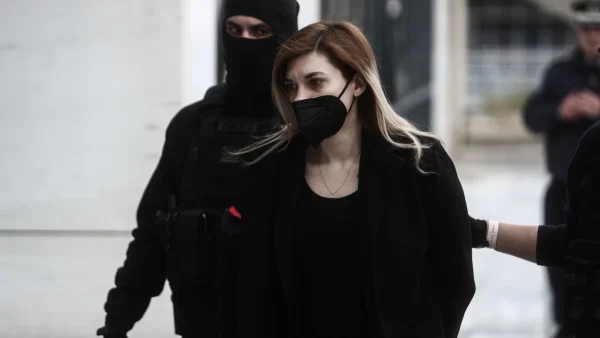 «Αυτό το πλασματάκι με έκανε μαμά για πρώτη φορά! Δεν την παράτησα...» - Ξεκίνησε η απολογία της Ρούλας Πισπιρίγκου