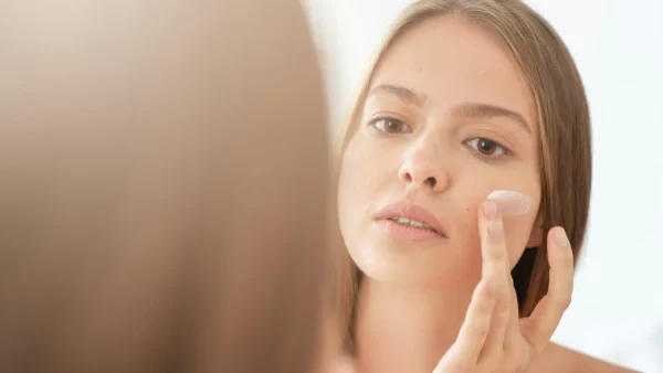 Skin cycling: O νέος τρόπος για να περιποιηθείς σωστά την επιδερμίδα σου σε 4 νύχτες!