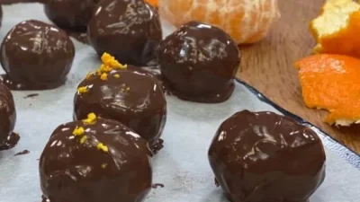 Είναι σκέτη κόλαση: Σοκολατάκια καρύδι μανταρίνι