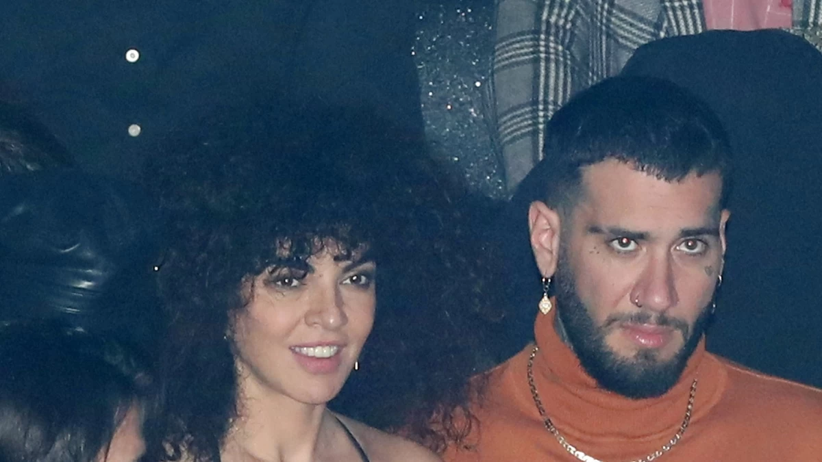 Στιγμές ευτυχίας για τον Mente Fuerte & τη Μαρία Σολωμού - Στόλισαν μαζί το χριστουγεννιάτικο δέντρο στο σπίτι του τράπερ