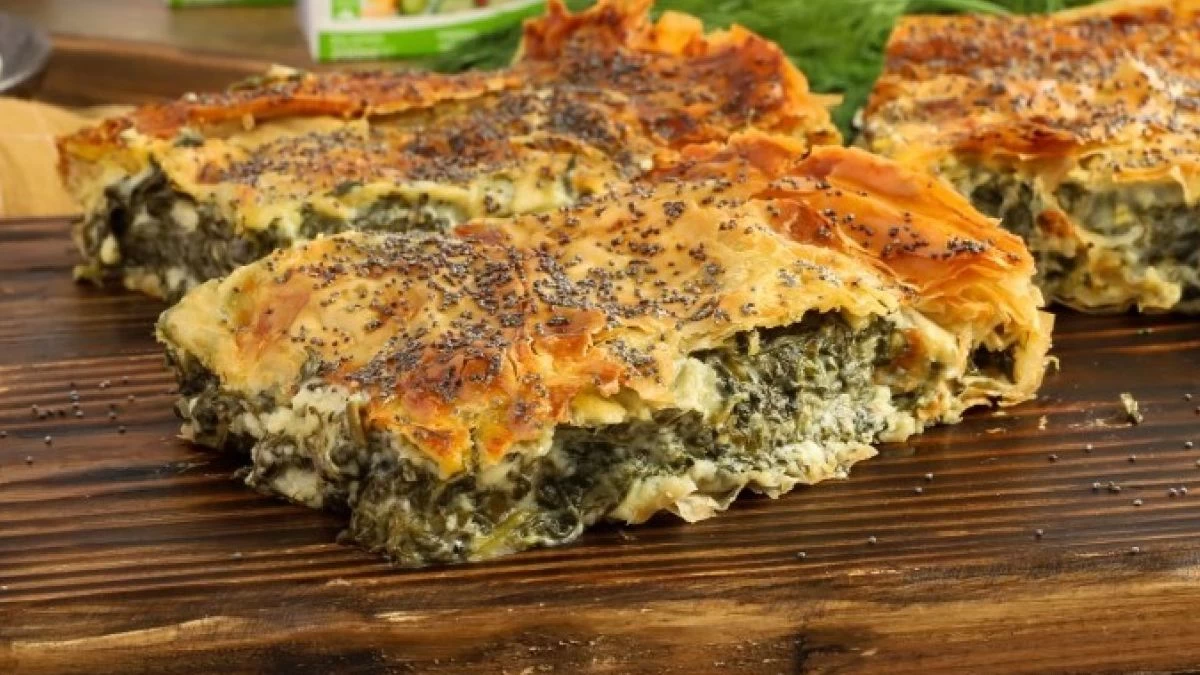 Κρεμώδης σπανακόπιτα από τον Γιώργο Τσούλη: Πως να την φτιάξεις και πόσες θερμίδες έχει