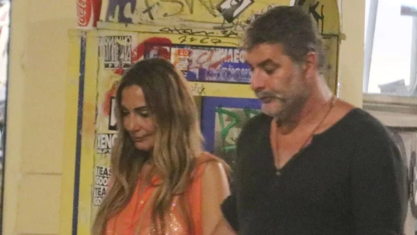 Σασμός: Τι συμβαίνει πίσω από τις κάμερες με τον Βασίλη Μπισμπίκη και τη Δέσποινα Βανδή