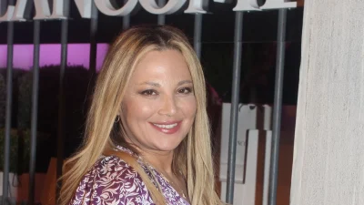 «Ήταν ο μόνος που τραγούδησε live;» - Το σχόλιο της Νάνσυς Ζαμπέτογλου με το MadWalk