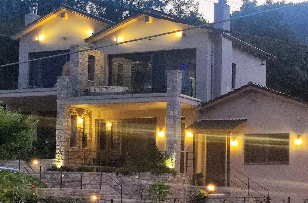 Evora Suites: Ένα luxury & cozy boutique ξενοδοχείο στη γραφική Ευρυτανία σε περιμένει να το ανακαλύψεις!