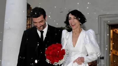 Έλενα Τοπαλίδου: «Ανεξήγητο!» - Στη φόρα νέα αποκαλύπτική φωτογραφία από το γάμο της με τον Νίκο Κουρή