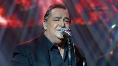 Βασίλης Καρράς: «Έκλαψα πολύ όταν το έμαθα και...» - Ραγίζει καρδιές η εξομολόγηση του βαφτισιμιού του