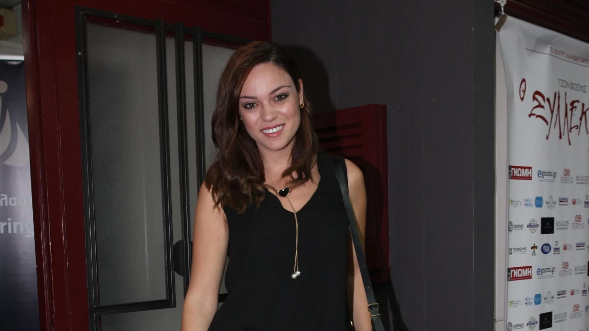 Ισχυρή έκρηξη στο γραφείο της Μπάγιας Αντωνοπούλου: «Ευτυχώς δεν είχαμε θύματα» - Βίντεο ντοκουμέντο