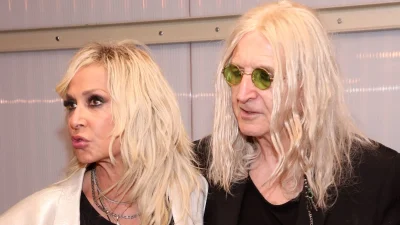 Άννα Βίσση: Για σούσι με την Σοφία, τον Νίκο Καρβέλα και την σύντροφό του Έλενα Φερεντίνου - Η τρυφερή φωτογραφία