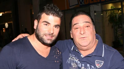 Βασίλης Καρράς: «Να μου τον κανεις μια μεγάλη αγκαλιά» - Η σπαρακτική ανάρτηση της μητέρας του Παντελή Παντελίδη