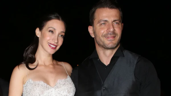 «Μας έτυχε, δεν είχαμε γνωριστεί καλά, υπήρχε...» - Όλα όσα αποκάλυψε η Δήμητρα Βαμβακούση για την εγκυμοσύνη και τη διαφορά ηλικίας