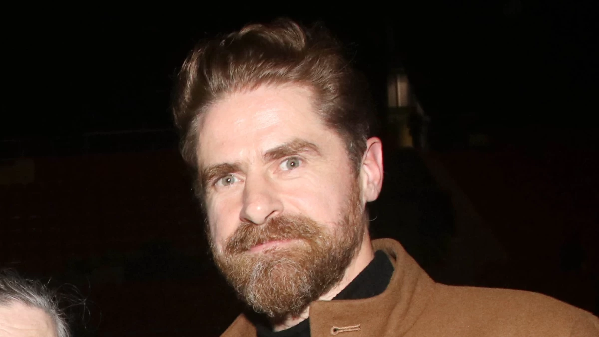 Δημήτρης Λάλος: Άγνωριστος με μακριά μαλλιά και καθόλου μούσια - Έτσι ήταν πριν από περίπου 20 χρόνια