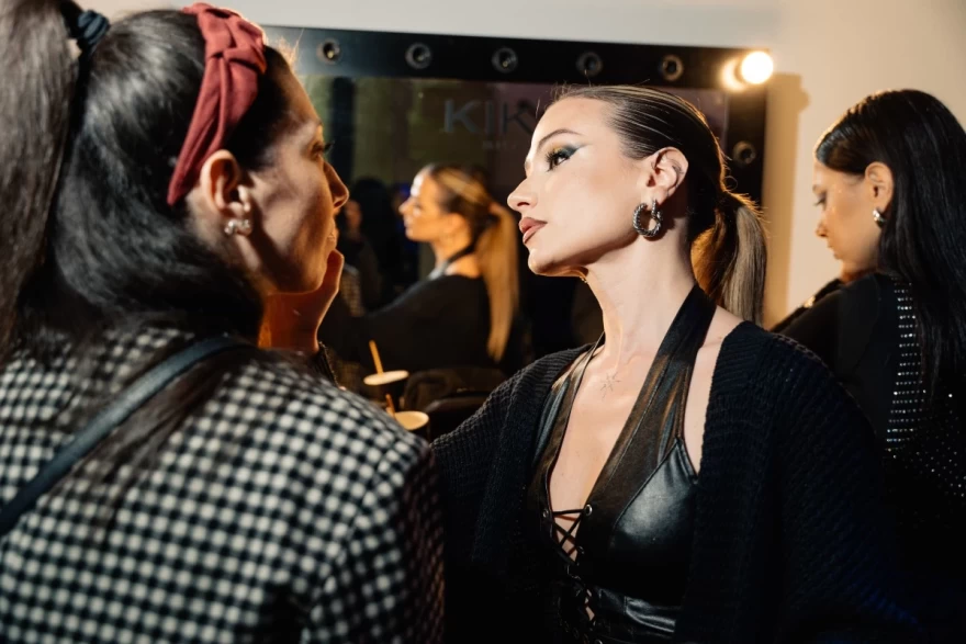 H Dr. Martens ξέρει να παρτάρει δυνατά