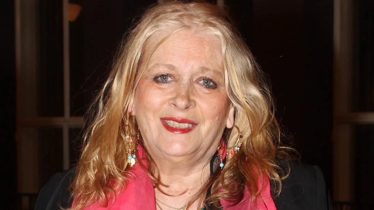 Νόρα Βαλσάμη: «Μόνο ο γιος μου με κρατάει στη ζωή» - Τραγικά τα φετινά Χριστούγεννα