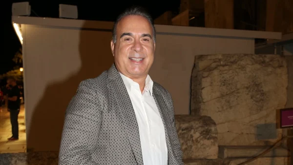 «Το θέμα είναι να μπορεί να παντρευτεί...» - Η καυστική ατάκα του Φώτη Σεργουλόπουλου για τον γάμο