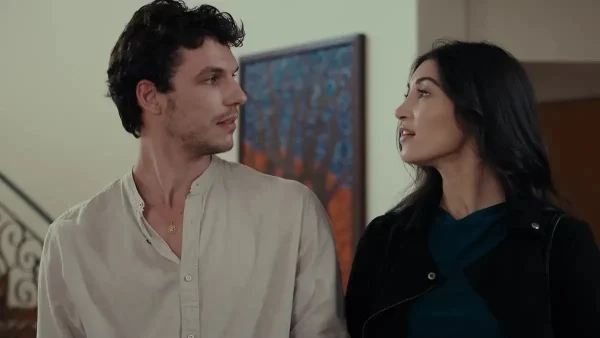 Η Γη της Ελιάς: «Που είσαι Αφροδίτη μου να καμαρώσεις το στεφάνι σου», «Η Εργάνη ακούει;» - "Πανηγύρι" στο twitter με τη νέα ερωτική σκηνή Χρήστου & Αριάδνης