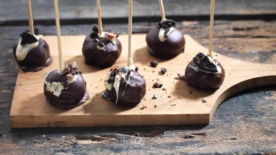 Γλειφιτζούρια σοκολάτας με πραλίνα και μπισκότο: Είναι σκέτη κόλαση