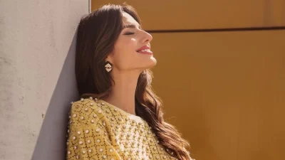 H Ηλιάνα Παπαγεωργίου επέλεξε το ιδανικό κοστούμι για την βραδιά των Χριστουγέννων