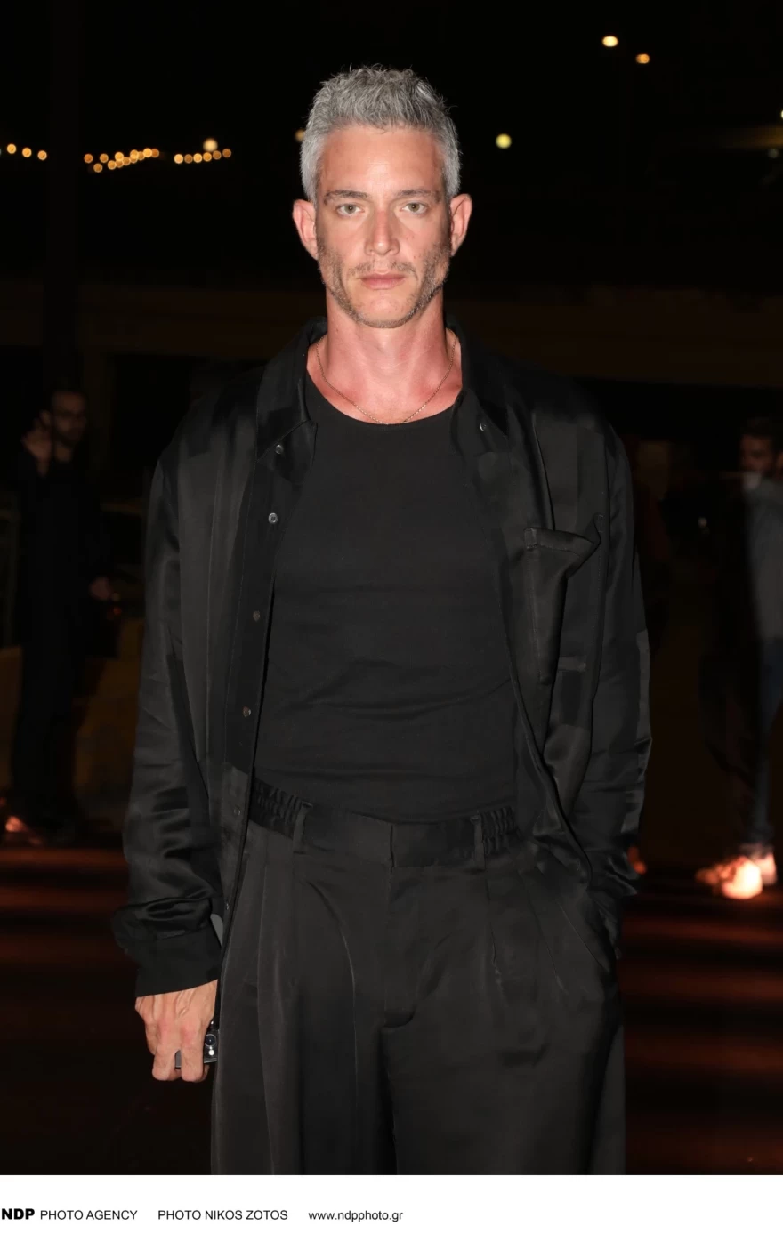 Θεοχάρης Ιωαννίδης