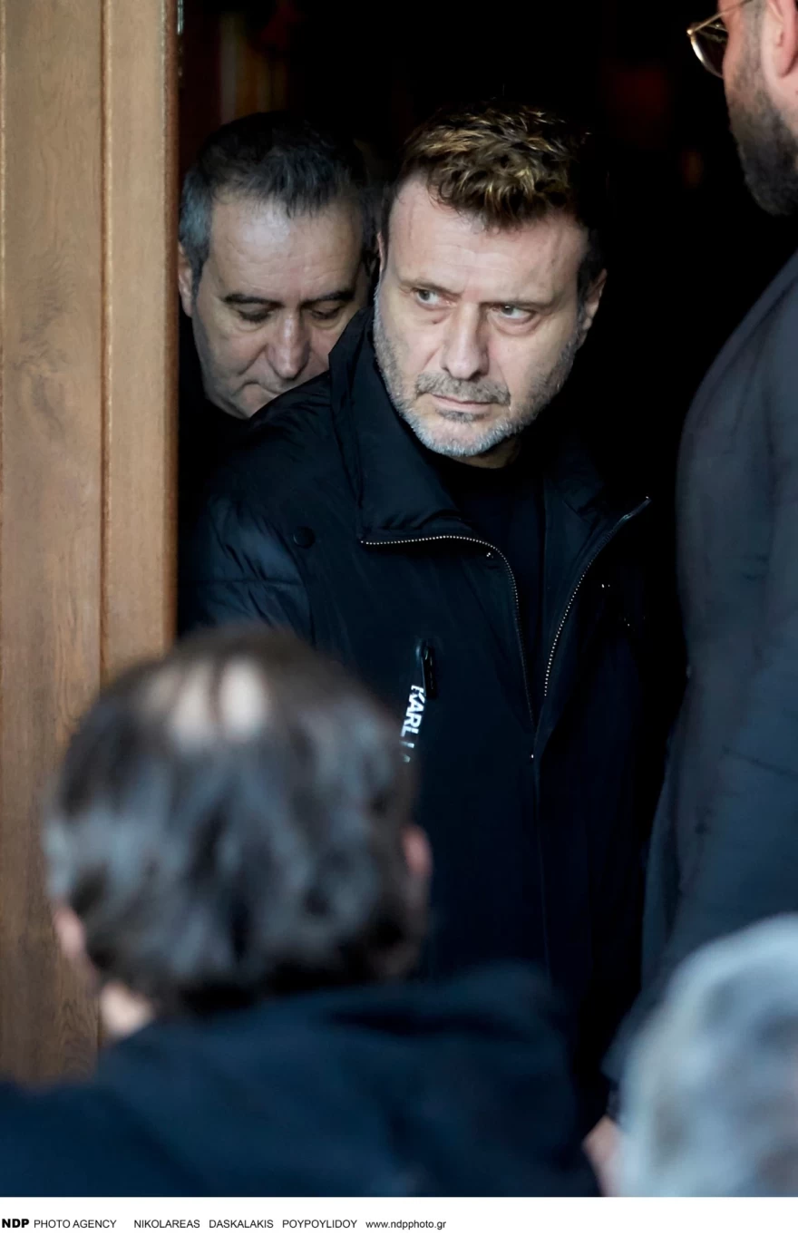 Γιάννης Πλούταρχος