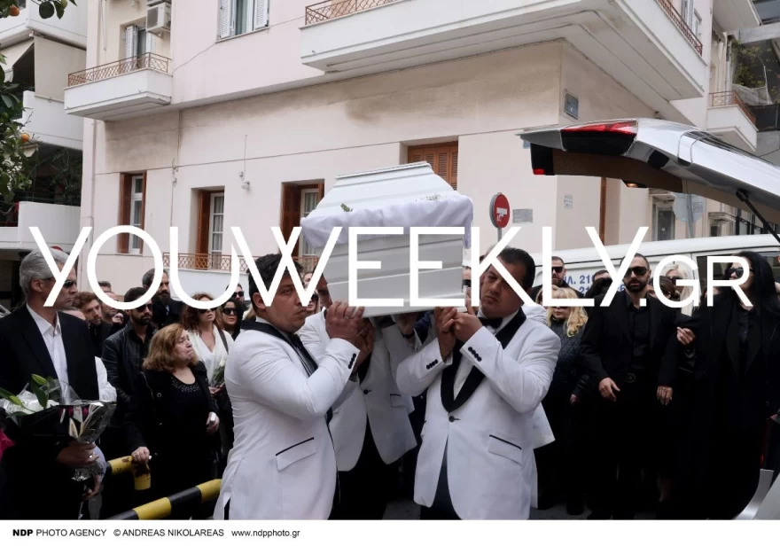 Κηδεία Νίκου Φλωρινιώτη φέρετρο