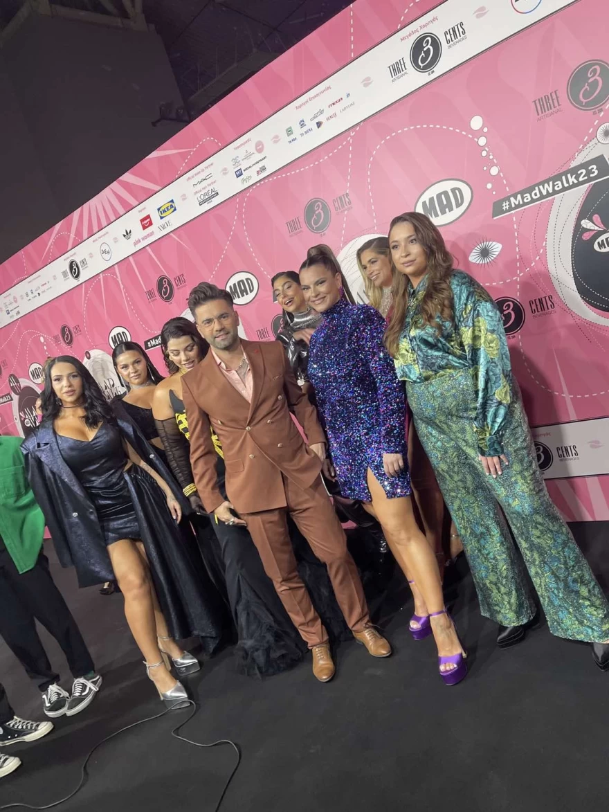 XXLOVE  Madwalk 2023 by Three Cents