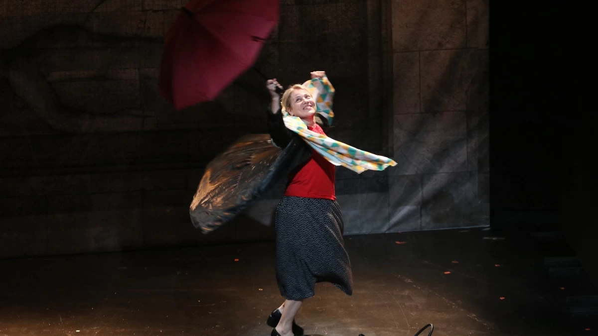 «Οι πρωταγωνιστικοί ρόλοι πάντα αφορούν στις ηλικίες...» - "Κόλαφος" η Μαριάννα Τουμασάτου για τον ρατσισμό στην τηλεόραση