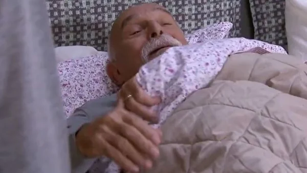 Μην αρχίζεις τη Μουρμούρα (3/12): Ένα ατύχημα φέρνει τα πάνω κάτω στη ζωή του Μηνά - Αναμπουμπούλα στο σπίτι του