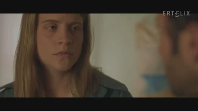 Η Παραλία (5/12): Η Υπατία ανακαλύπτει την κρυφή ταυτότητα του Χάρι