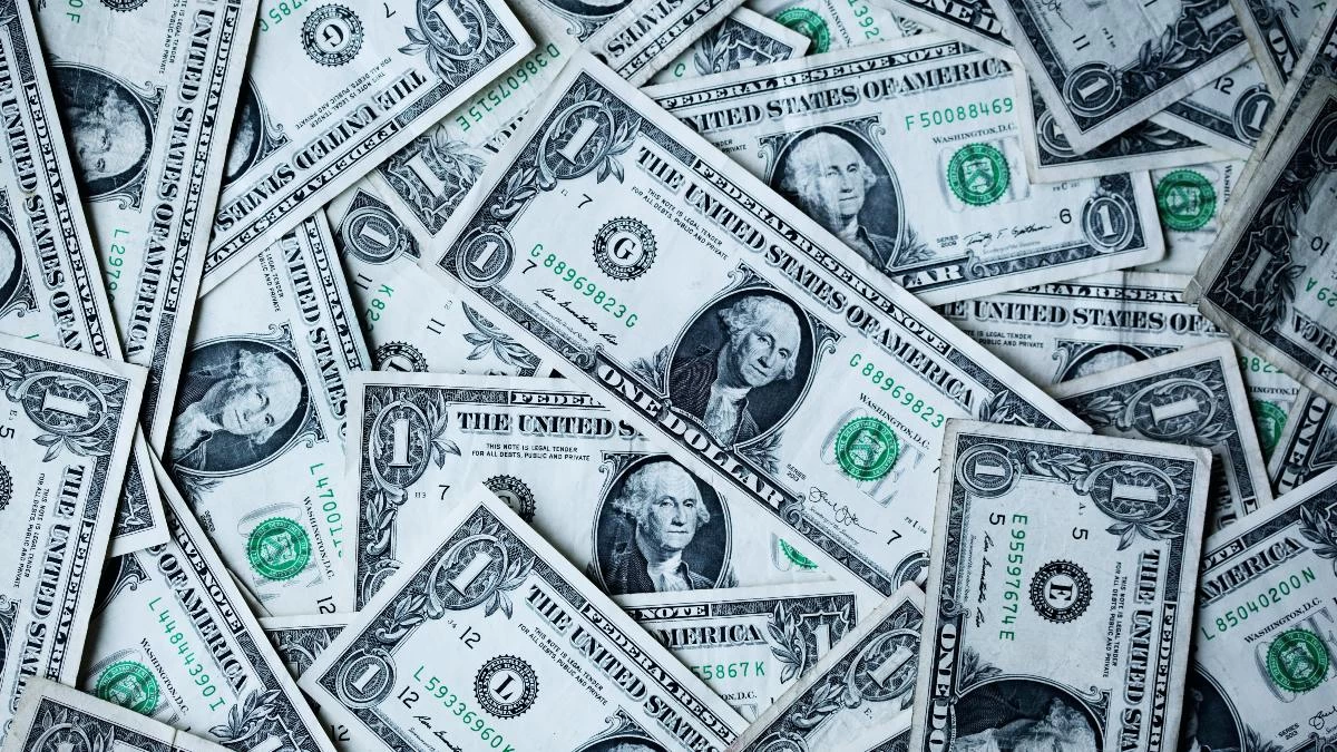 Στην πρώτη θέση βρίσκεται ένας άνδρας με 253 δισεκατομμύρια: Οι πλουσιότεροι άνθρωποι του πλανήτη για το 2023