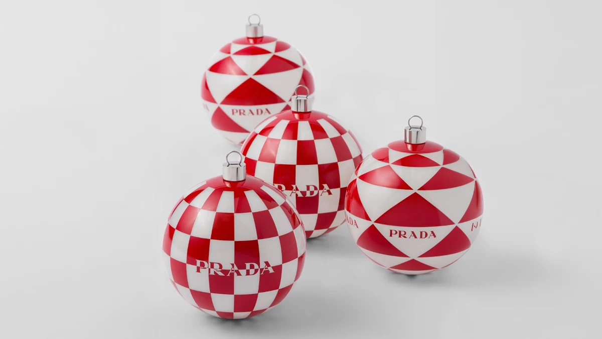 Τα καλύτερα χριστουγεννιάτικα στολίδια από διάσημους Οίκους μόδας