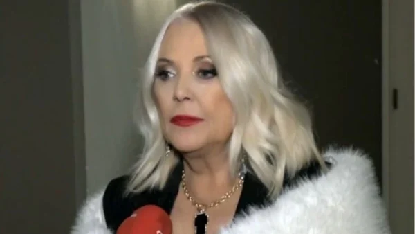 «Μπορεί να σε στιγματίσει για μια ζωή...» - Η εξομολόγηση της Ρούλας Κορομηλά για το bullying που βίωσε