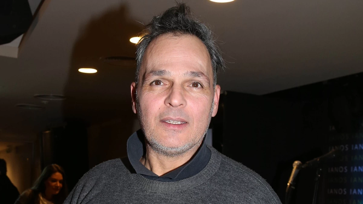 Λίγες ημέρες μετά το εξιτήριο από την ψυχιατρική κλινική - Η συνάντηση του Γαρδέλη με τον μικρότερο γιο του