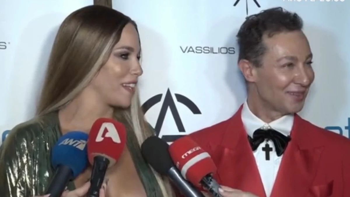 Η μάξι τουαλέτα της με το ανοιχτό μπούστο, "τρέλανε" δημοσιογράφους & φωτογράφους - Η συγκλονιστική εμφάνιση της Κατερίνας Στικούδη στον 7 μήνα εγκυμοσύνης