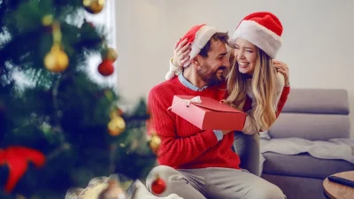 Τύχη, έρωτας, λεφτά: Τα 4 ζώδια που θα περάσουν εκπληκτικά Χριστούγεννα