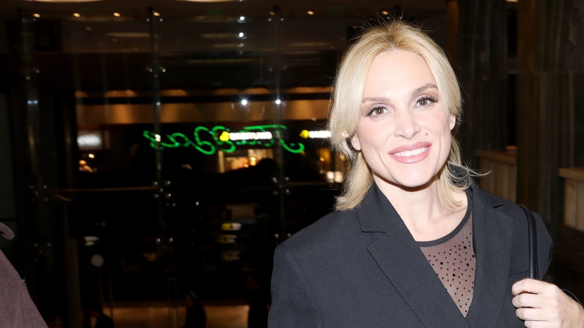 «Δεν ανήκω στην κατηγορία των ανθρώπων που λένε ότι ο έρωτας είναι...» - Το αινιγματικό σχόλιο της Ελεωνόρας Ζουγανέλη για την προσωπική της ζωή