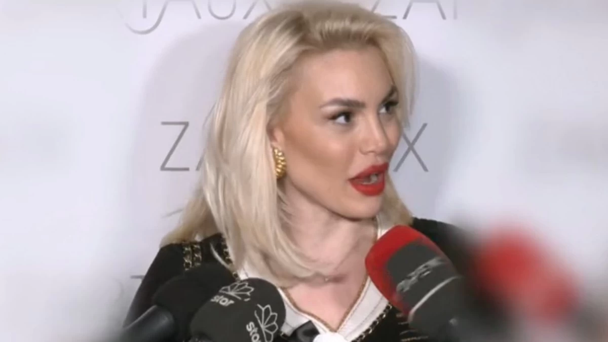 Αλεξάνδρα Παναγιώταρου: Με μονόπετρο στο χέρι στη νέα της έξοδο - «Να ζήσετε», της έλεγαν οι δημοσιογράφοι