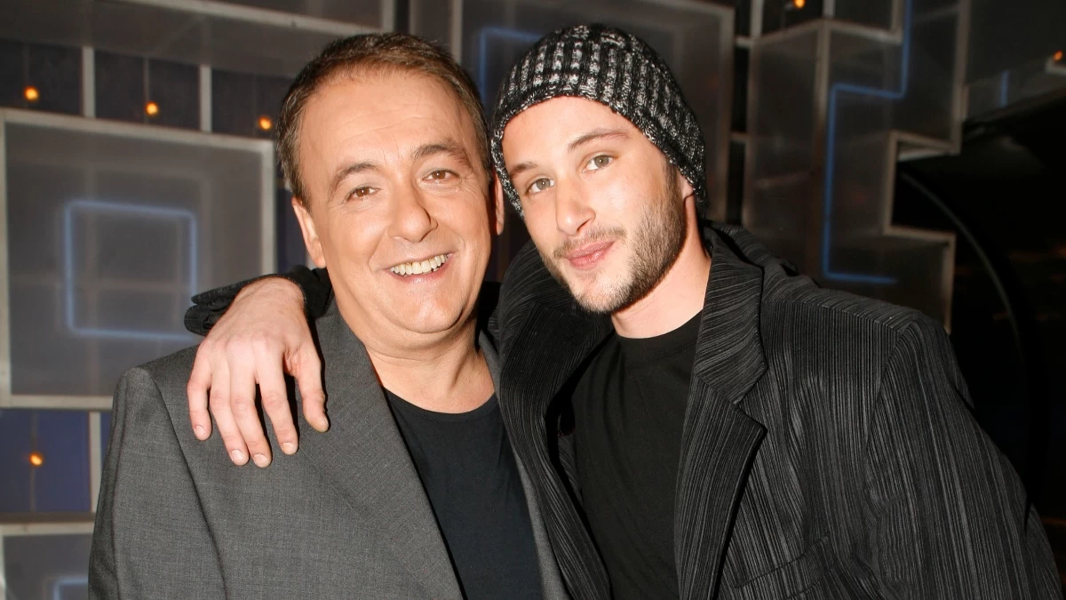 Ανδρέας Μικρούτσικος συγκινεί για τον μοναχογιό του Στέργιο: «Παρ' όλο που ήμουν σε μαύρο χάλι, με προστάτευε σαν μεγάλος αδερφός»