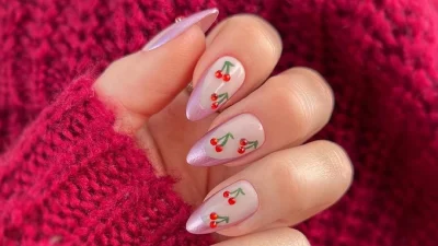 Coquette nails: Η τελευταία εμμονή στο Tiktok που κάνει ήδη θραύση στο μανικιούρ του χειμώνα!